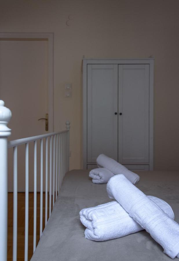 Beautiful 2Bd Apartment Near Historic Center Of Athens Ngoại thất bức ảnh