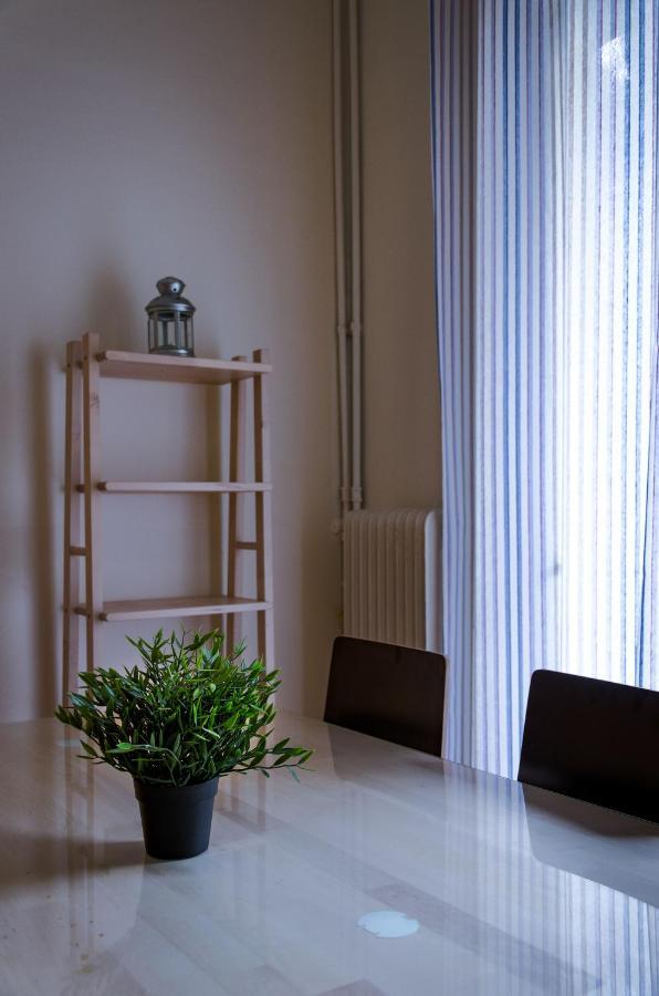 Beautiful 2Bd Apartment Near Historic Center Of Athens Ngoại thất bức ảnh